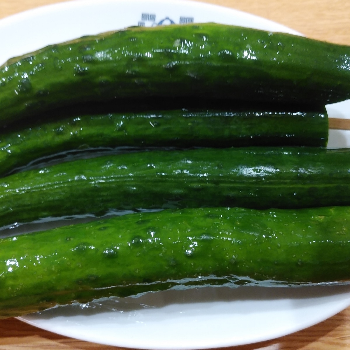 きゅうりの丸ごと1本漬け レシピ 作り方 By Ryuku55 楽天レシピ きゅうりの丸ごと1本漬け レシピ 作り方 By Ryuku55 楽天レシピ